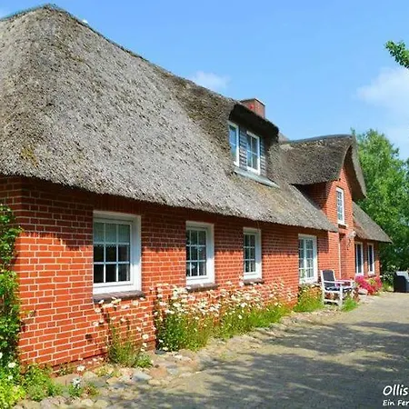 Ollis Achterndiek Apartment